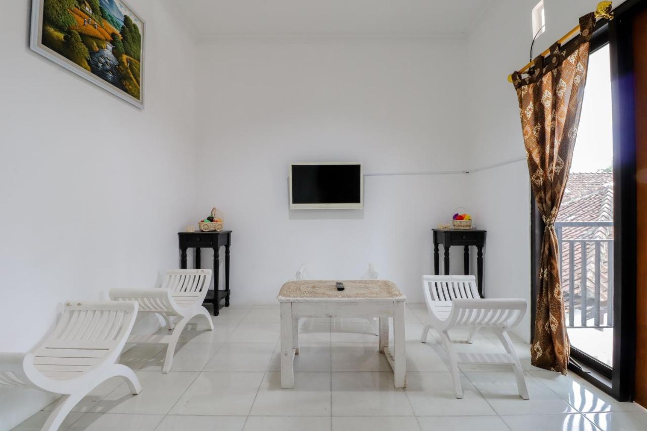 Java Homestay Yogyakarta Bagian luar foto